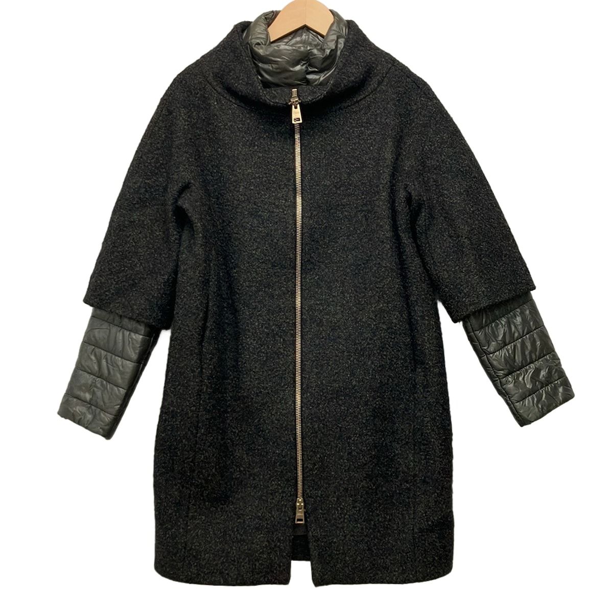 HERNO(ヘルノ) コート サイズ42 M レディース美品 - 黒 長袖/中綿/冬/襟、袖部分取り外し可