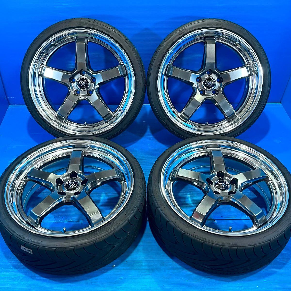【美品】24年製 NITTO KUHL VERZ DDR01 20インチ 4本 8J+45 5H114.3 225/35R20 90 80 ヴォクシー ノア ステップワゴン