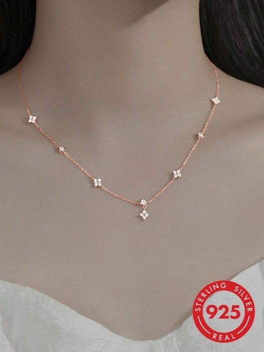 ジュエリー レディース ネックレス ペンダントネックレス 1個 女性用エレガントな上品なチャーム フラワー ネックレス、フェスティバルや日常着に適しています、素晴らしいギフト