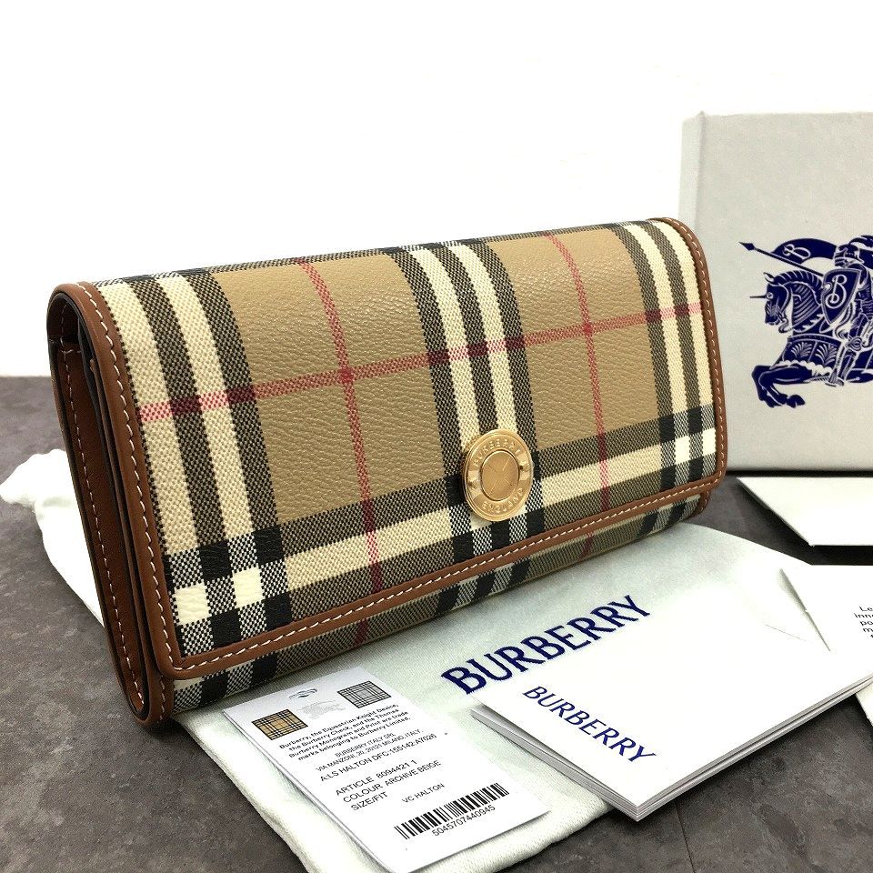 未使用品 BURBERRY バーバリーチェック 長財布 ベージュ 箱付き 108