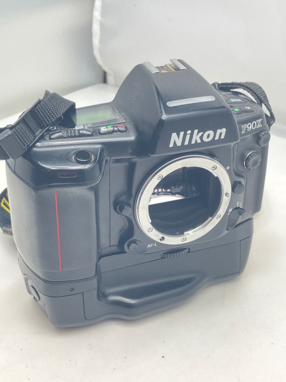 ☆ NIKON F90X/MB-10 一眼レフカメラ/バッテリーグリップ 2点セット