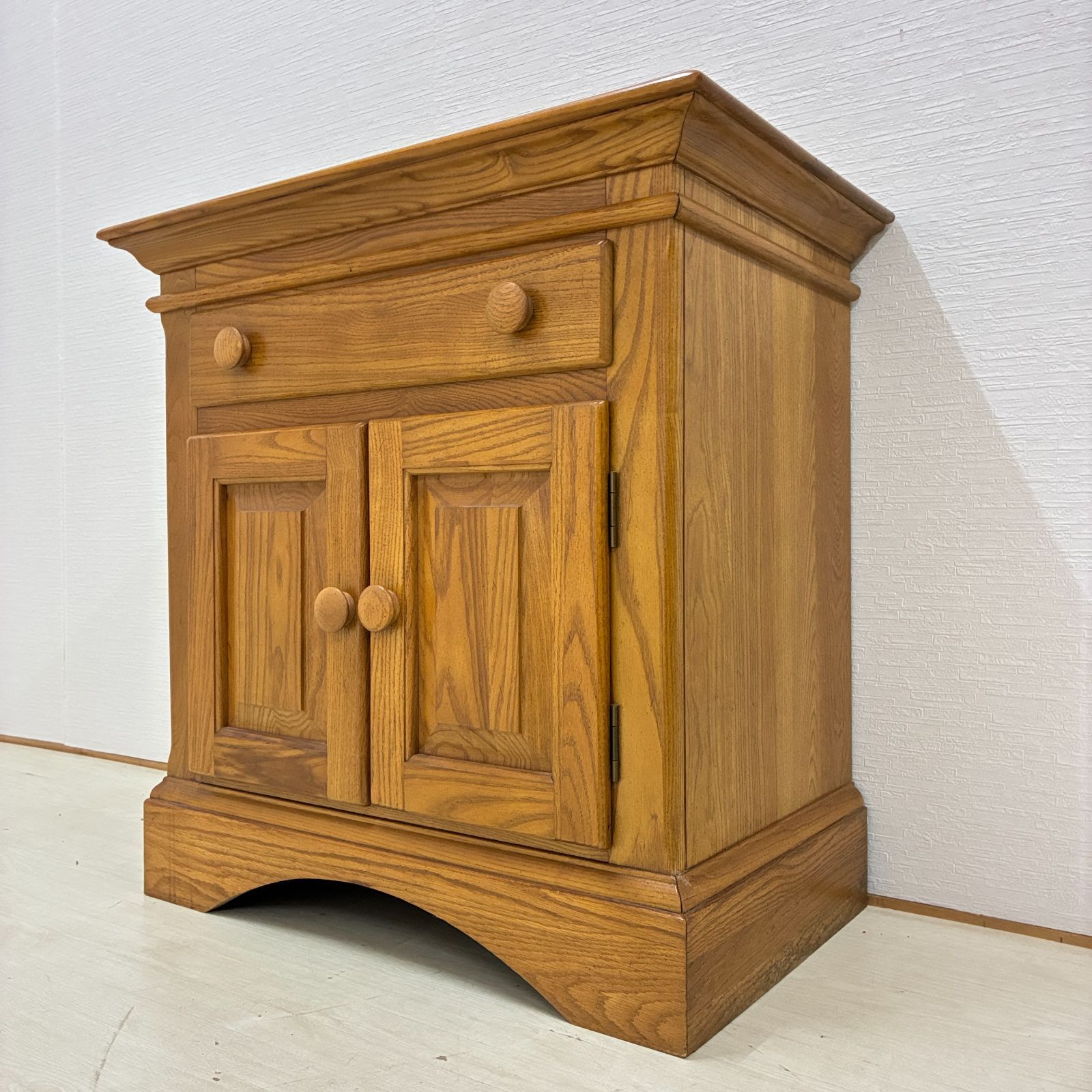 SUMTER CABINET　USA　アメリカ　サイドテーブル　キャビネット　ナイトテーブル