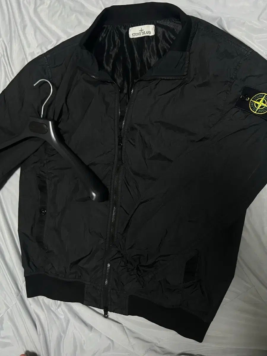 XL 25SS STONE ISLAND ストーンアイランド クリンクルレップス ウィンドブレーカー ジャケット ブラック
