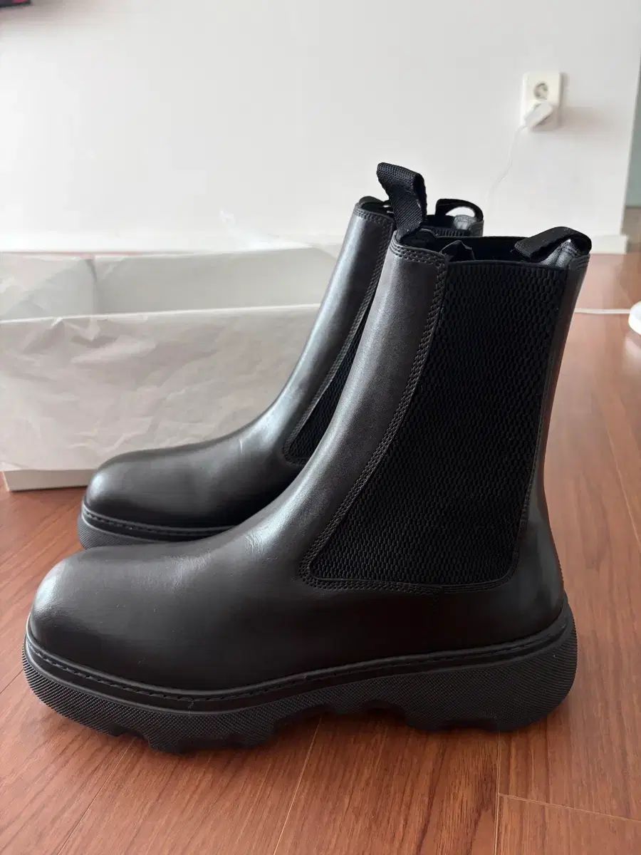 バーバリー 23FW クリーパー チェルシーブーツ (Daniel Lee) 43 / 新品