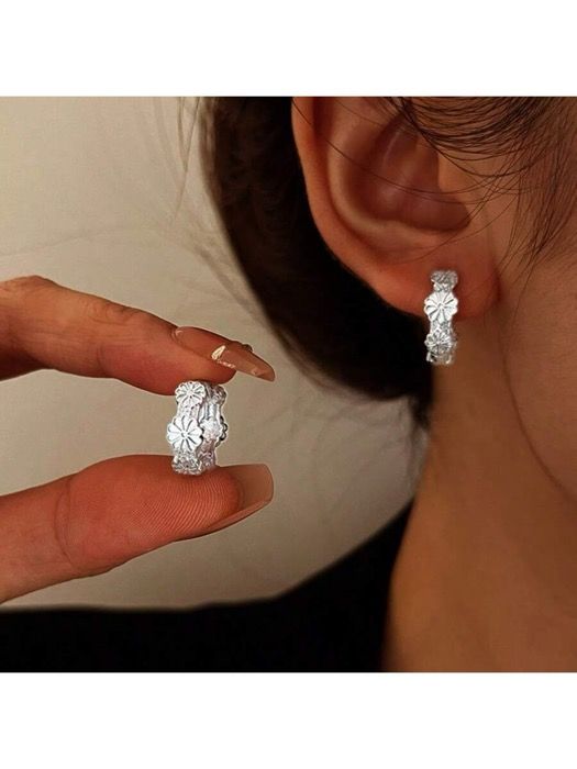 ジュエリー レディース イヤーアクセサリー 1個 ファッショナブルなシルバー デイジー かわいいピアス レディース、バカンス、パーティー、結婚式、音楽フェスに使える 7,739円