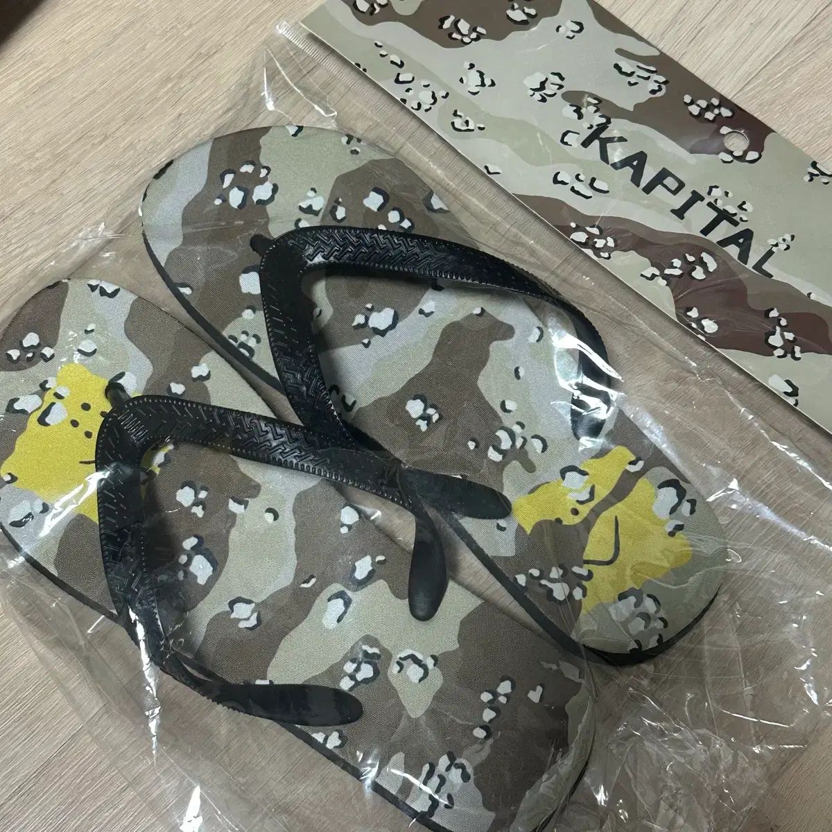 キャピタル ビーチサンダル 10,272円