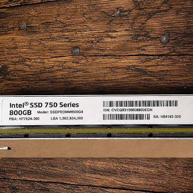 【Intel SSD 750 Series 800GB PCIe NVMe SSD MLC Windows11動作確認済】