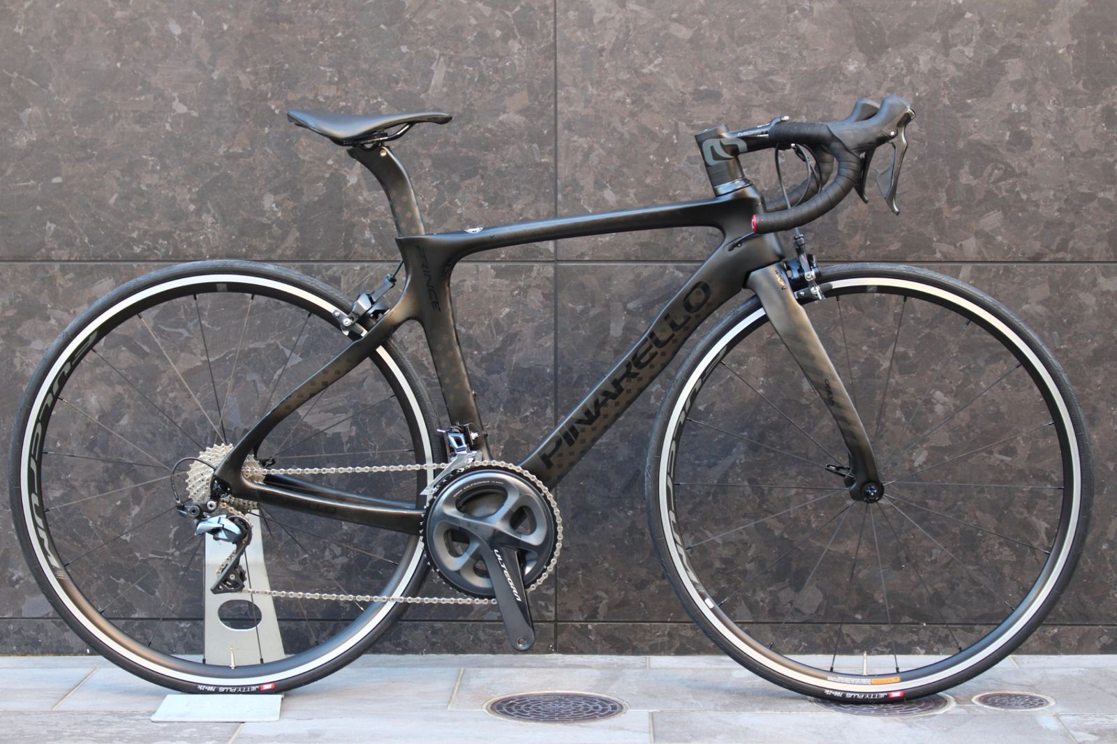ピナレロ PINARELLO プリンス PRINCE 2019モデル 465サイズ シマノ