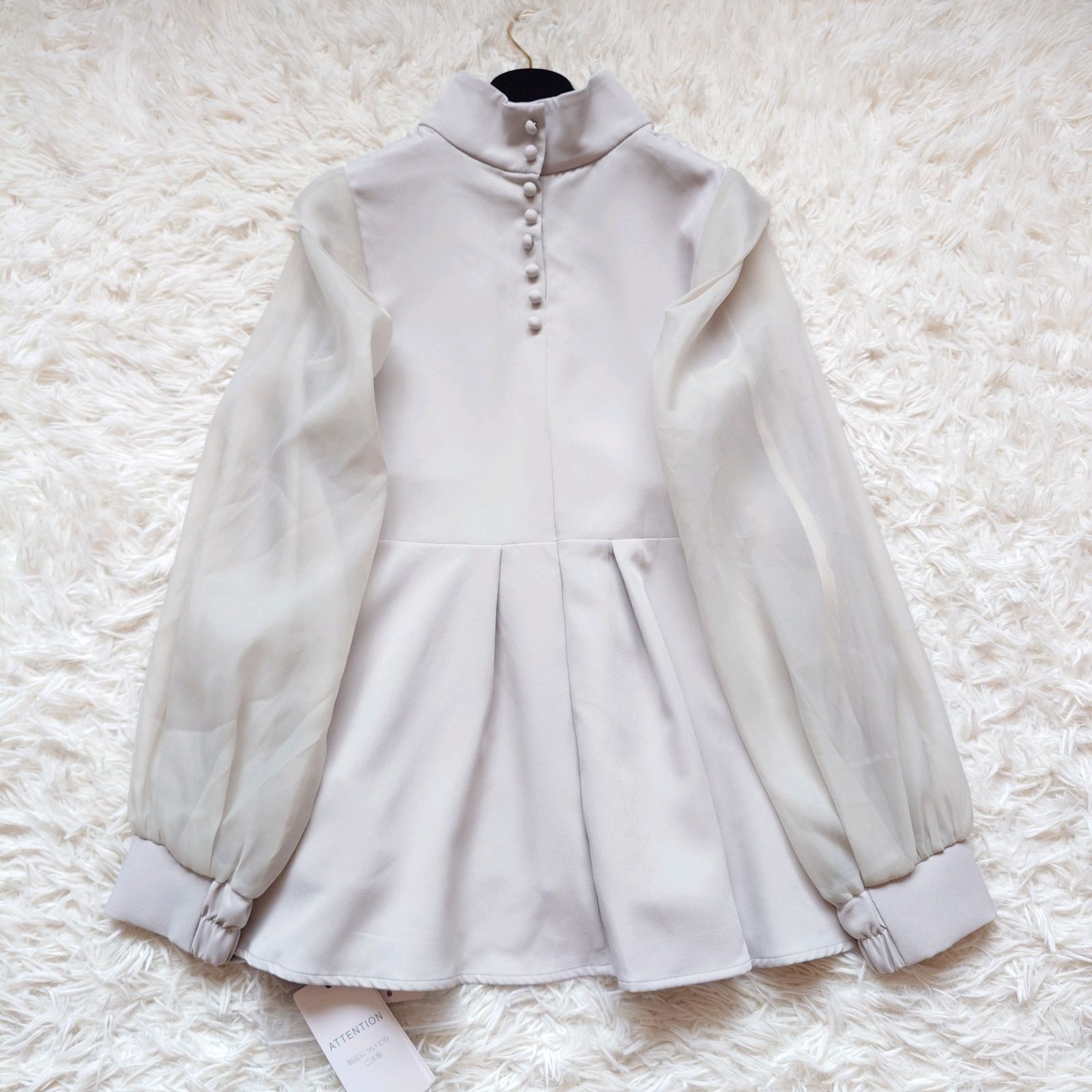 新品】ルイルエブティック オーガンジースリーブタックフレアトップス