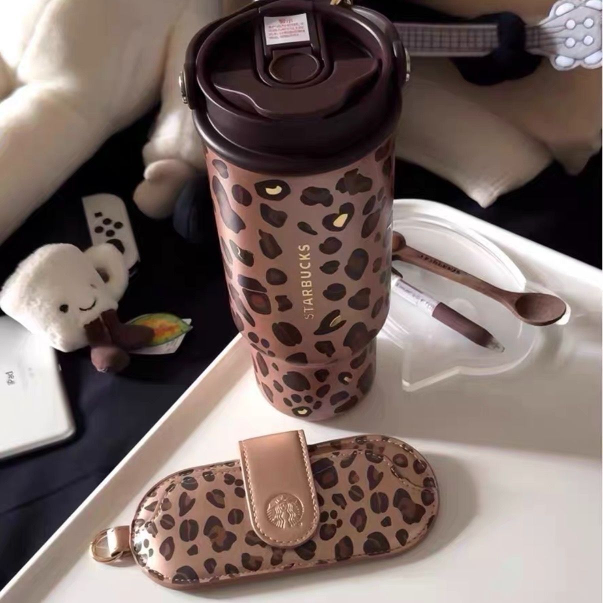 新作】Starbucks スターバックス ヒョウ柄 レオパード コーヒートーン
