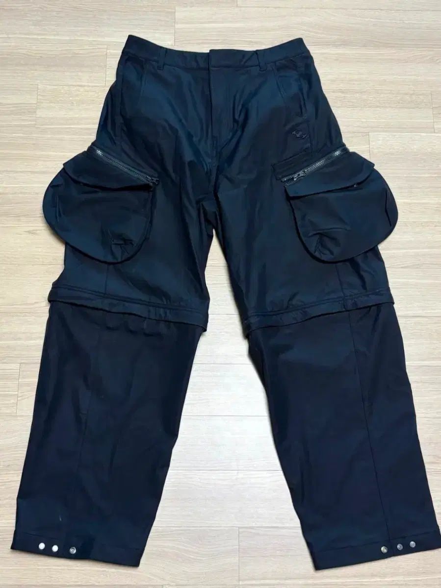 サンサンギアー 2way ポケット パンツ ブラック - 24SS