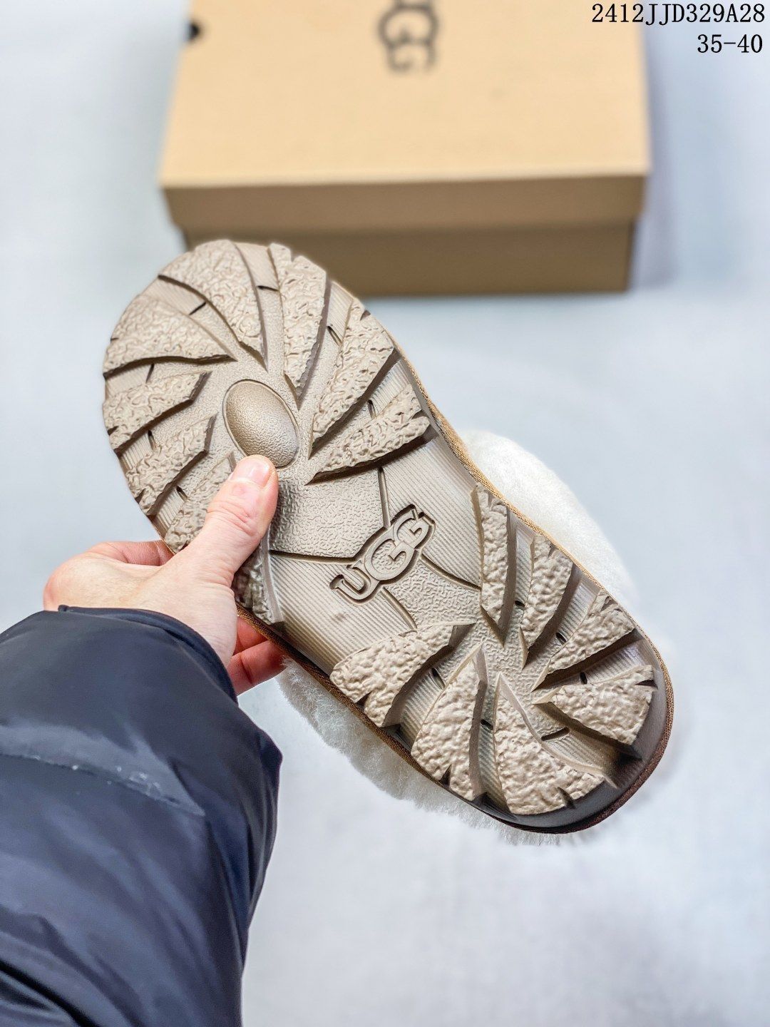 UGG 滑り止めと耐摩耗性のスノーシュー