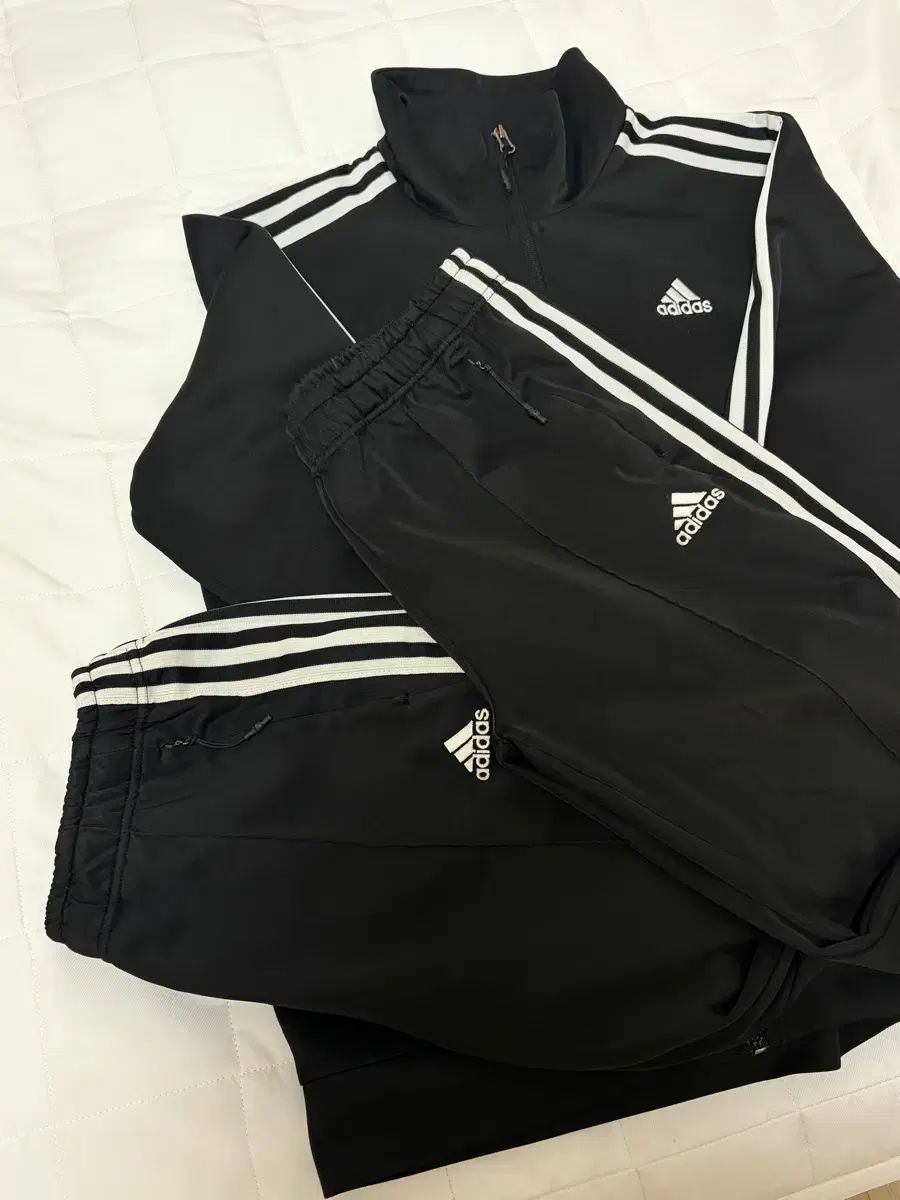 アディダス 3本線 トラックスーツ セット (トップス XL / ボトムス L)