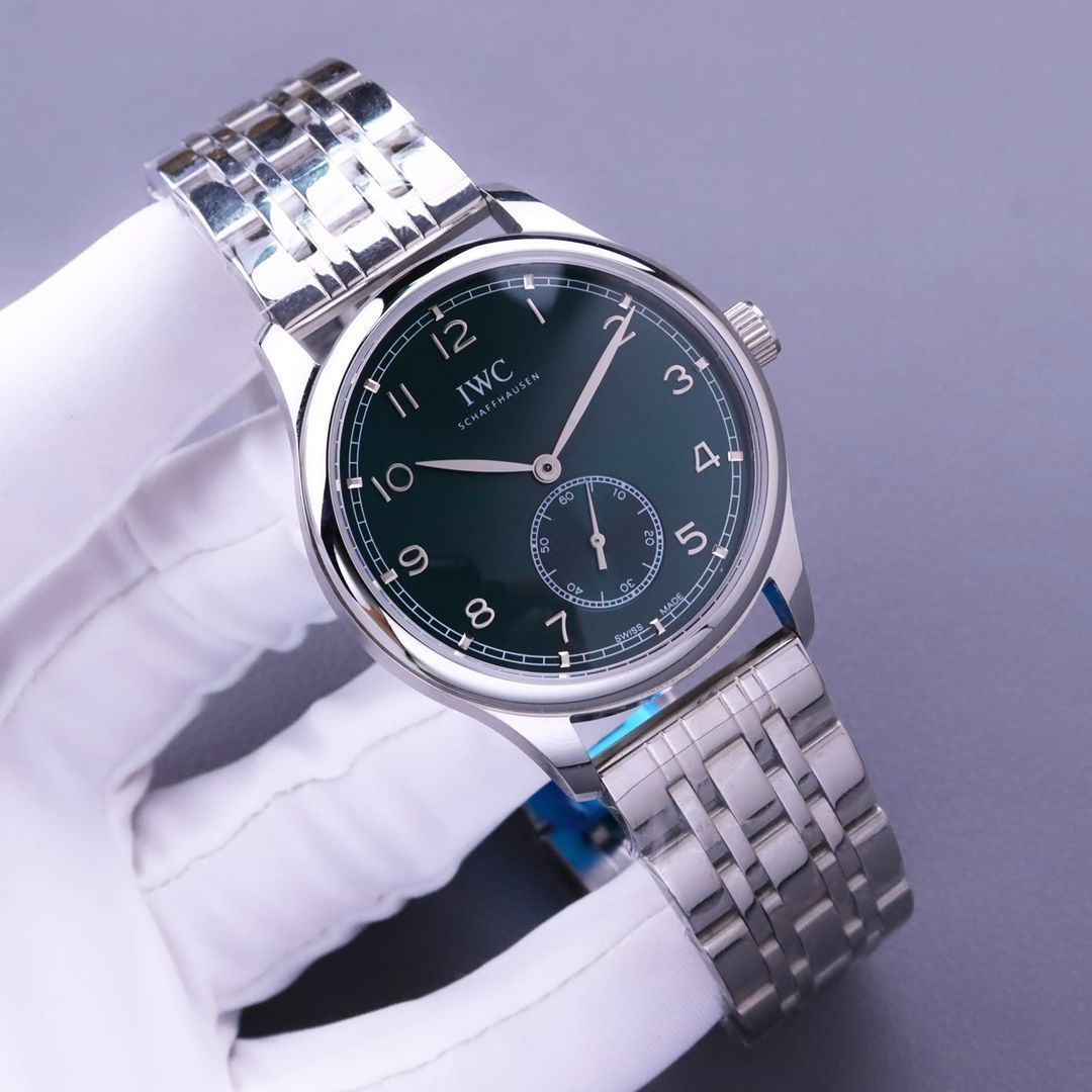 [IWC] ポルトギーゼ IW358315 メンズ自動巻き - 専用ケース・カード・袋付き｜本日限定特価｜新品未使用