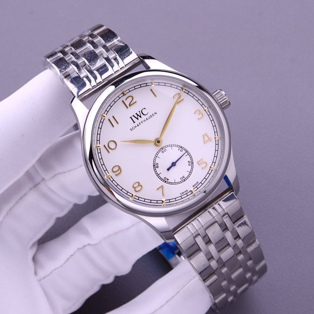 [IWC] ポルトギーゼ IW358315 メンズ自動巻き - 専用ケース・カード・袋付き｜本日限定特価｜新品未使用