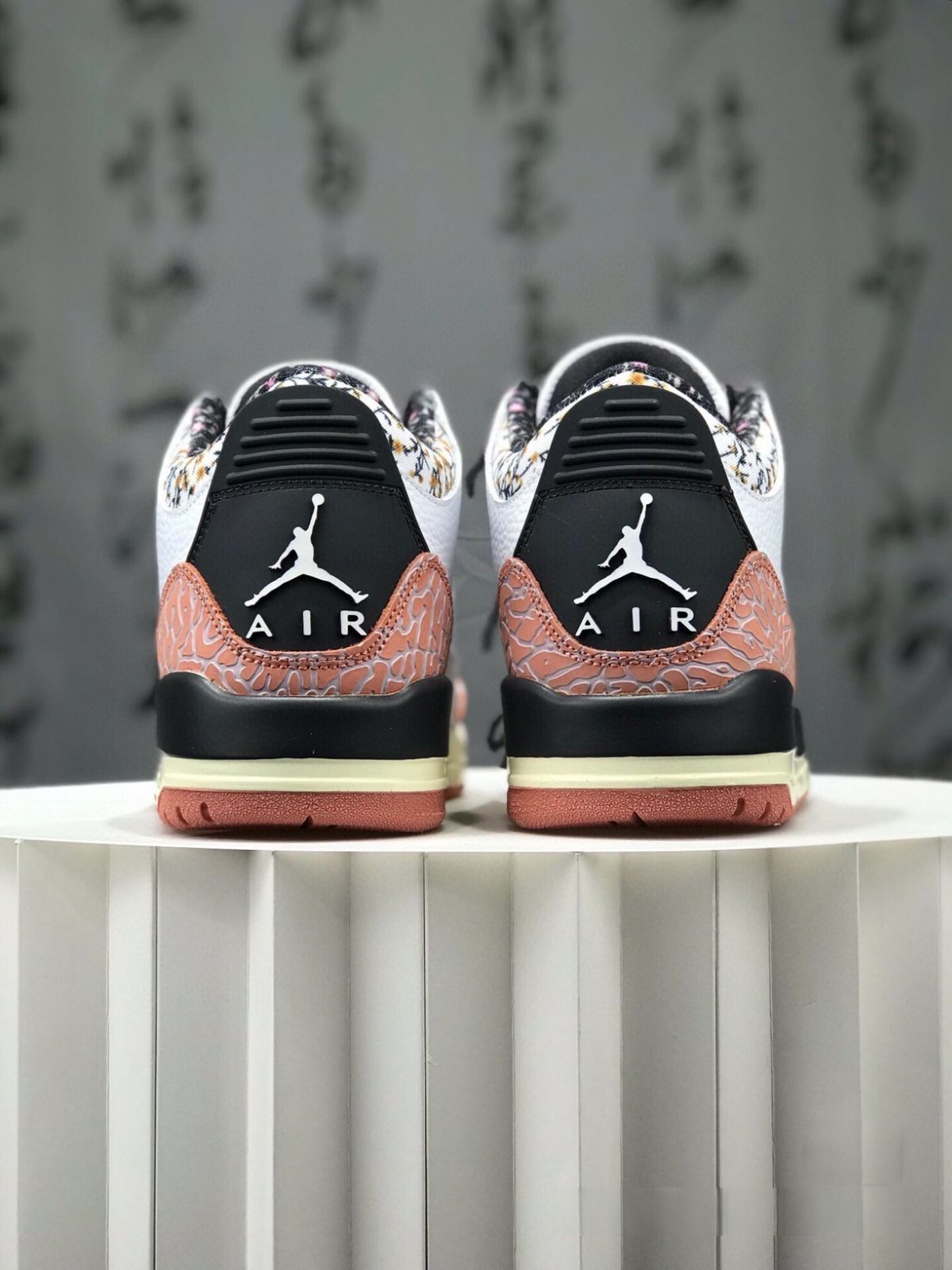 お値下げしました??即購入?? AIR JORDAN 3 RETRO “Vintage Floral” 441140-100 男女兼用ジョーダン