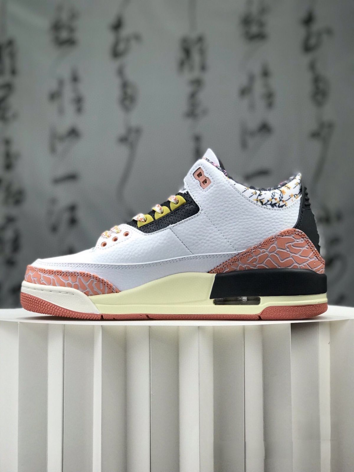 お値下げしました??即購入?? AIR JORDAN 3 RETRO “Vintage Floral” 441140-100 男女兼用ジョーダン