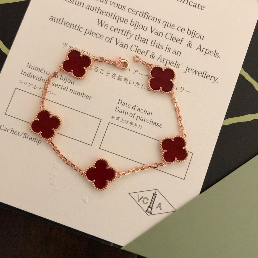 Van Cleef & Arpels VCA 四つ葉のクローバー 5 花 ブレスレット カラー: ローズゴールド/18K ゴールド/黒瑪瑙/赤瑪瑙/白マザーオブパール｜本日限定特価｜新品未使用