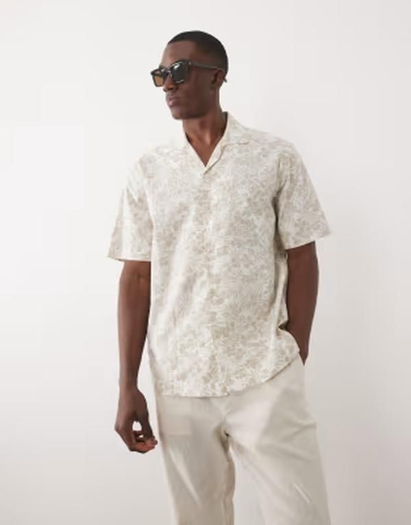 オンリーアンドサンズ メンズ トップス シャツ フラワー柄 フラワー ONLY SONShort sleeve shirt and white floral Silver Lining シルバー