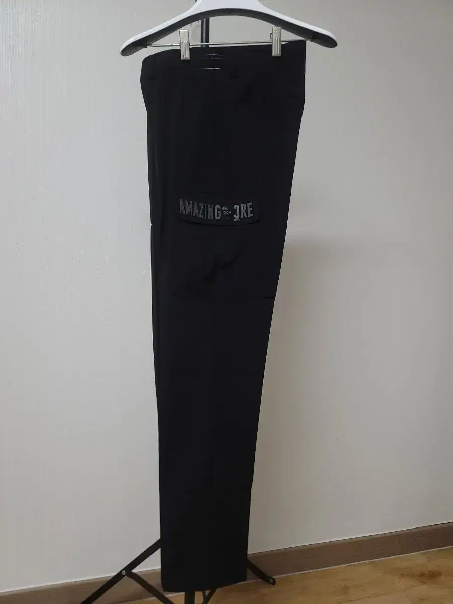 AMAZINGCRE(アメージングクリー) 夏 ゴルフパンツ ブラック (新品) 7,707円