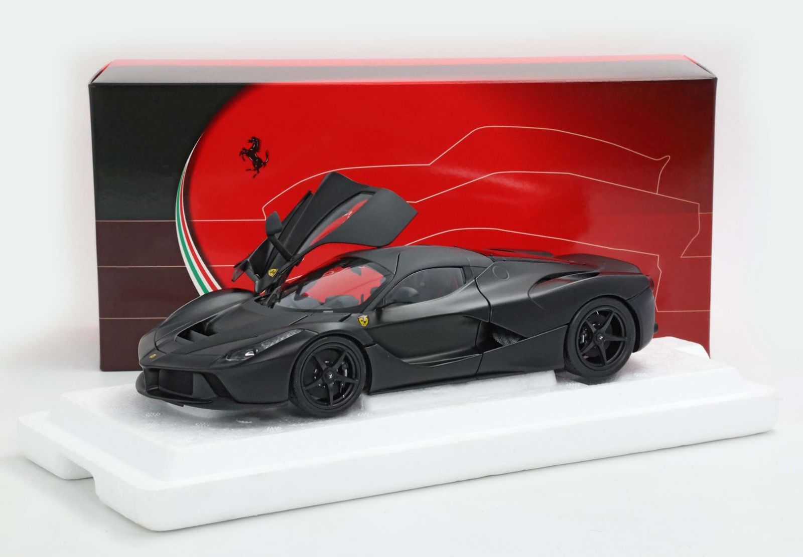 フェラーリ ラフェラーリ 2012 マットブラック/マットカーボンルーフ フル開閉 ダイキャストモデル / BBR 1/18 ミニカー