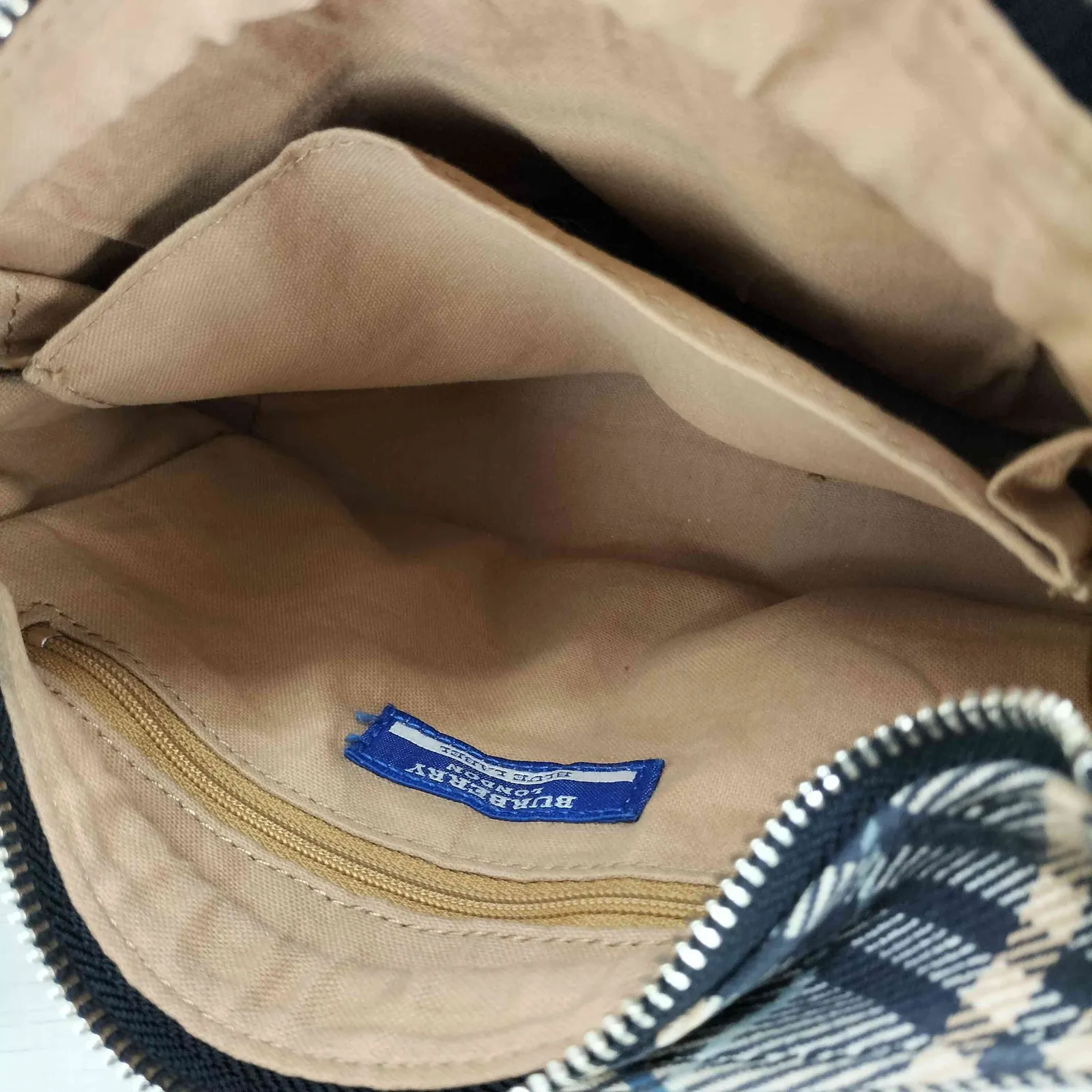 バーバリーブルーレーベル BURBERRY BLUE LABEL ホースロゴ刺繍