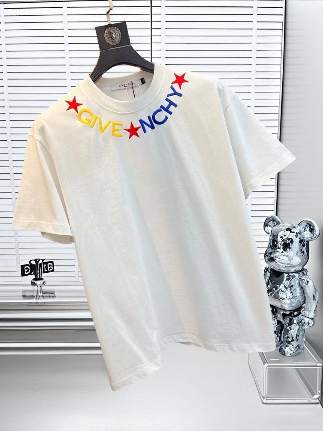 【今日特価】GIVENCHY GVC 25SS 刺繍ロゴ シャツ