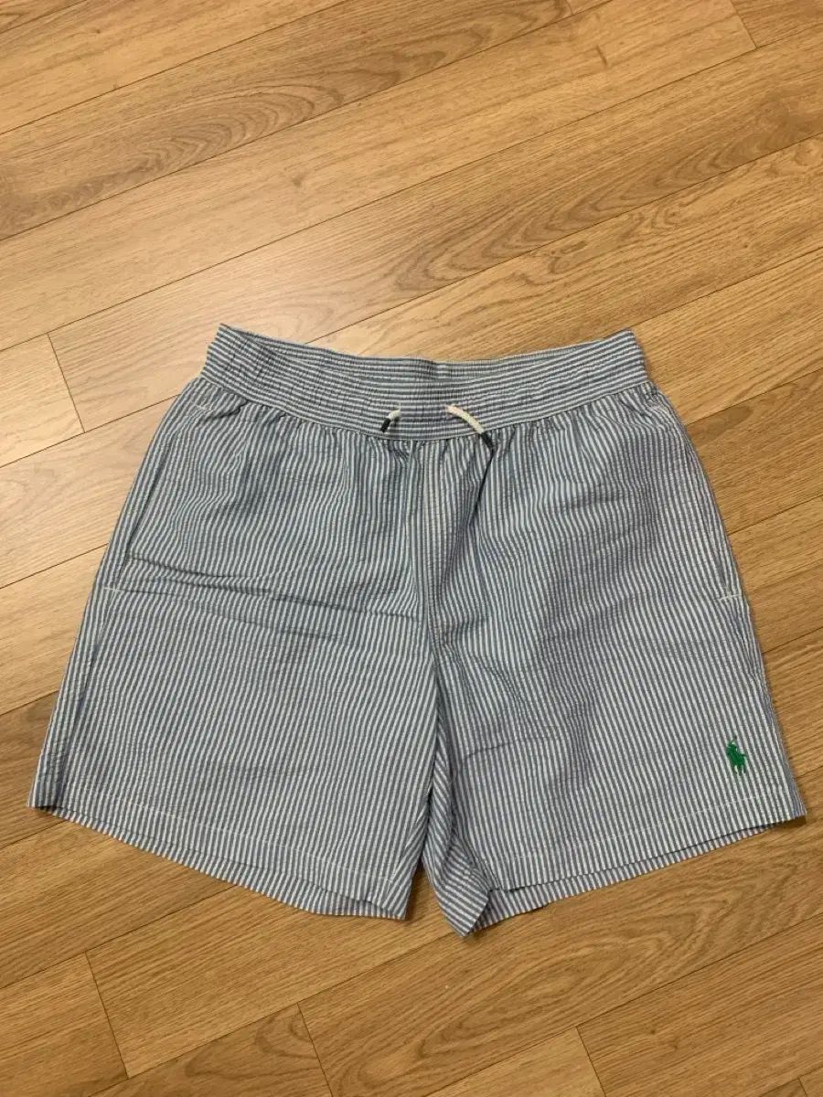 ポロ シアサッカー ハーフパンツ s