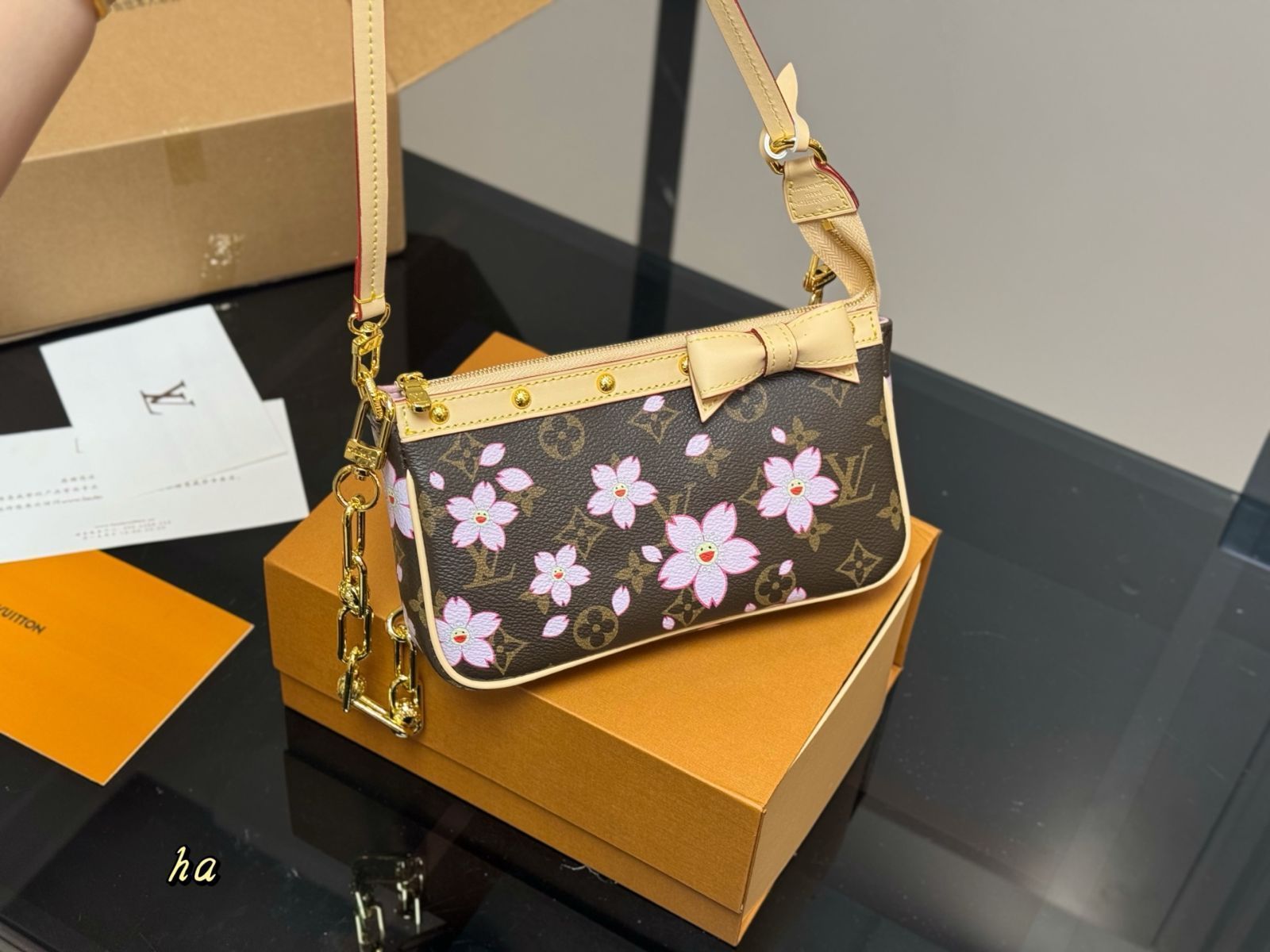 【今日特価】LV マージャンバッグ マルチポシェット アクセソワール（サイズ：21×12cm）-MM輸入1 13,860円