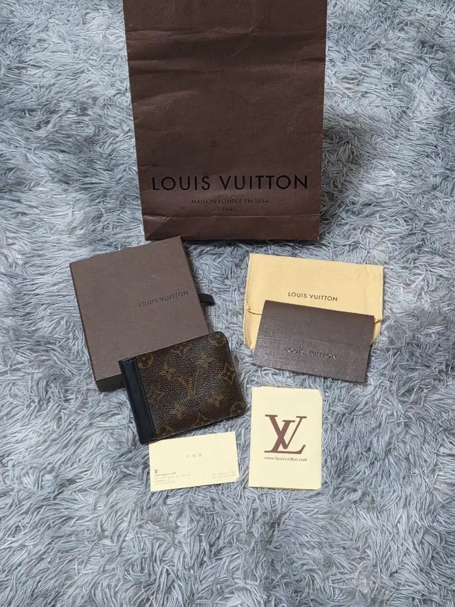 Louis Vuitton マカサー 二つ折り財布 フルセット レシート