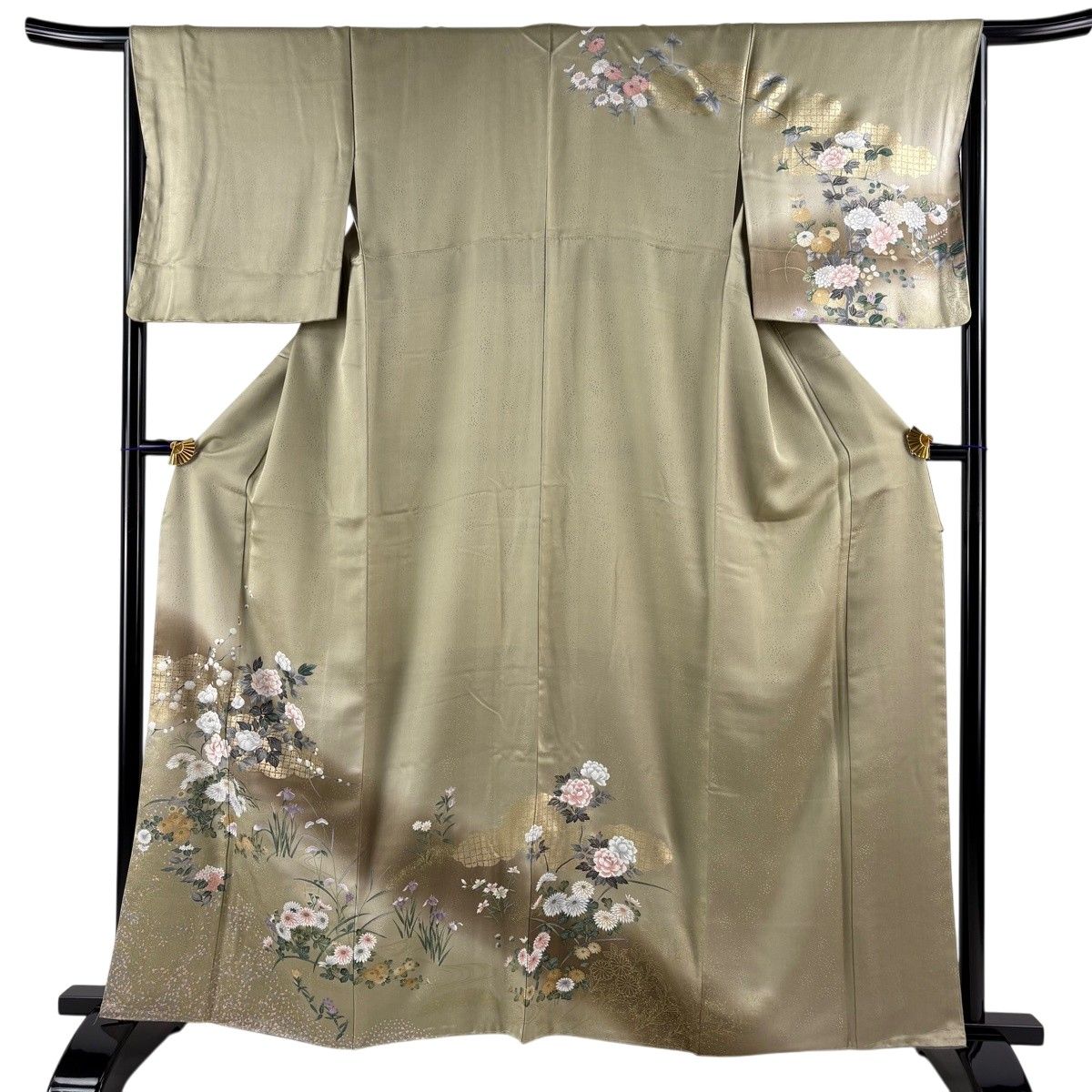 【美品】 訪問着 身丈163cm 裄丈66.5cm M 袷 牡丹 雲文 金彩 ぼかし 灰茶 正絹 秀品 【中古】 8,968円