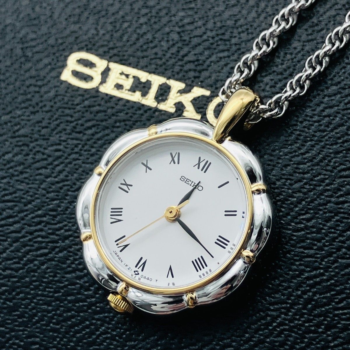 【稼働・美品】セイコー SEIKO ペンダントウォッチ 1F21-0A10 クォーツ ネックレスウォッチ 懐中時計 コンビカラー