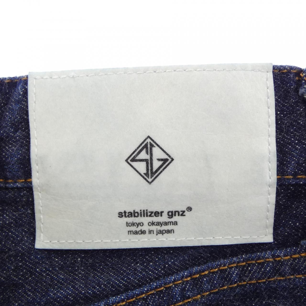 https://assets.mercari-shops-static.com/-/large/plain/2JUpitS2MNHkykG72fw5kc.jpg@jpg