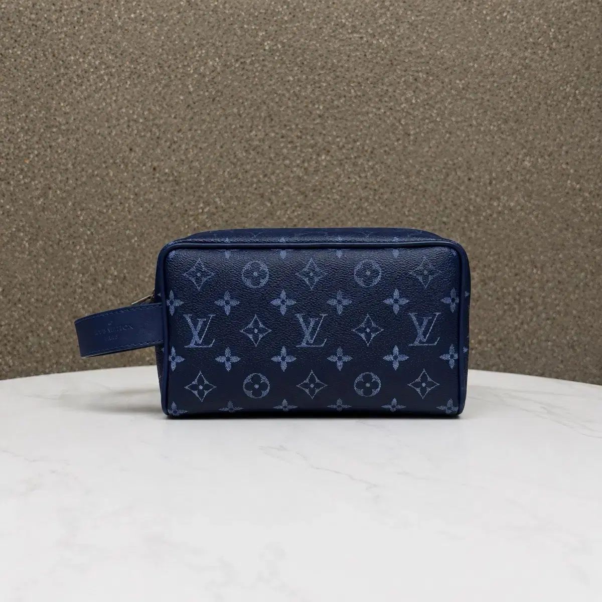 フルセット/限定モデル Louis Vuitton ルイヴィトン モノグラム ロッカー ドップキット