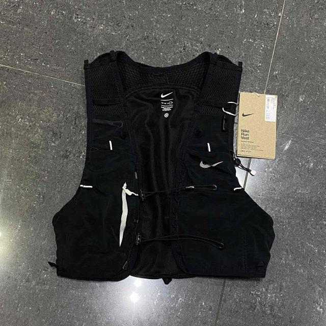 NIKE RUN VEST SIZE-L RN9000-077 ナイキ ランベスト 南堀江店 7,425円