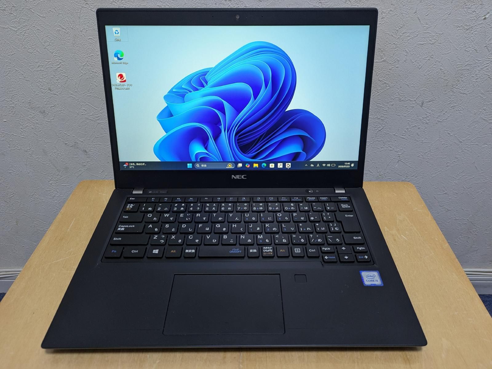 NEC PC-GN164ZEDG 第8世代i5-8265U RAM8GB SSD256G B 13.3FHD Windows10 Home