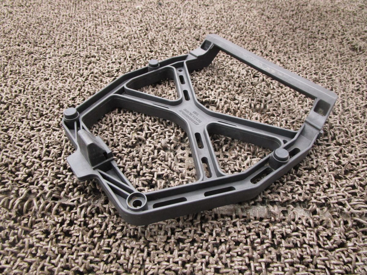 TZR125R キャリアラック ▲C292！4DL ヤマハ 【 4DL 】 キャブ車 10,043円