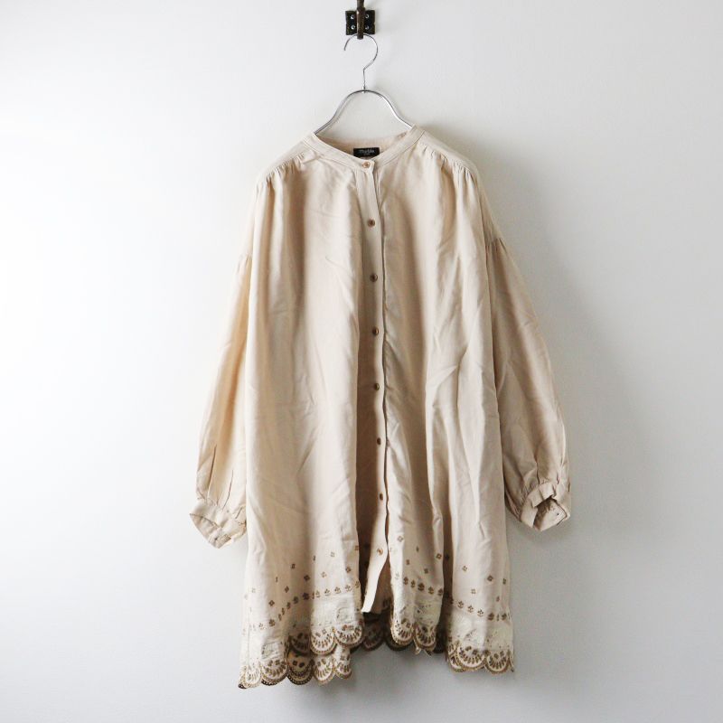 美品 2024AW マーブルシュッド marble SUD EMB シロクマレース Tunic チュニック ベージュ／トップス ノーカラー 刺繍【2400015093826】
