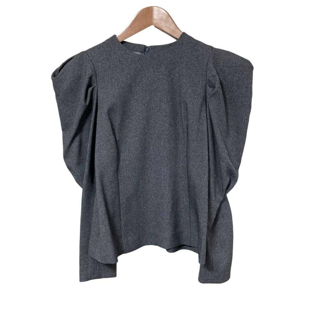 美品 cygne シーニュ Manon とんがりパフtops ブラウス サイズ1 グレー