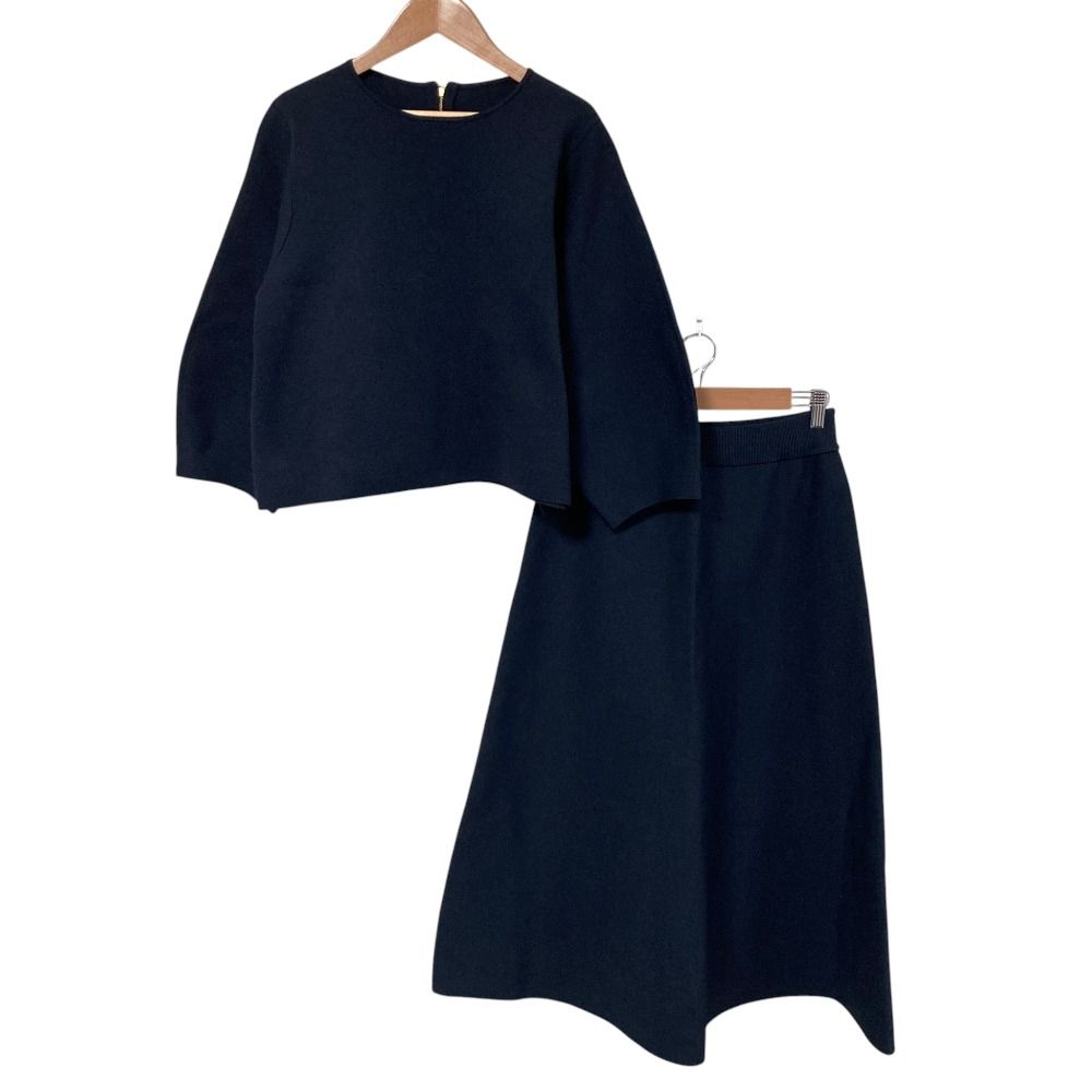 美品 UNFILO アンフィーロ BEAUTY FORM KNIT カットソー フレアスカート セットアップ OPUMLS0025 サイズL ネイビー レディース 古着 中古 USED