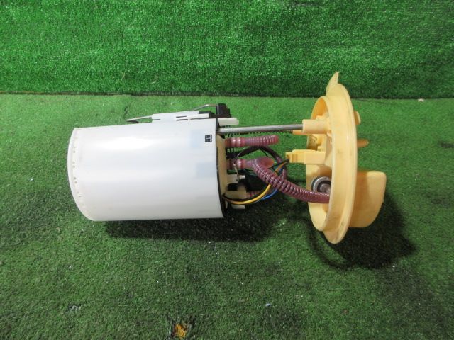 フューエルポンプ ボルボ DBA-FB4164T H24　HSP0497-17-14