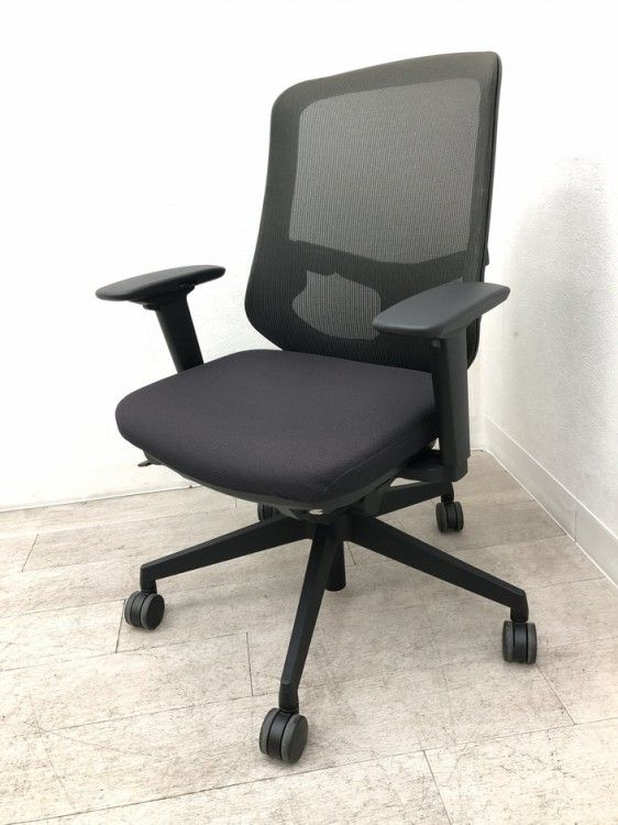 【中古品】ナイキ 可動肘付セリフトチェア 事務椅子 肘付き SLENB513FA ブラック 18,815円