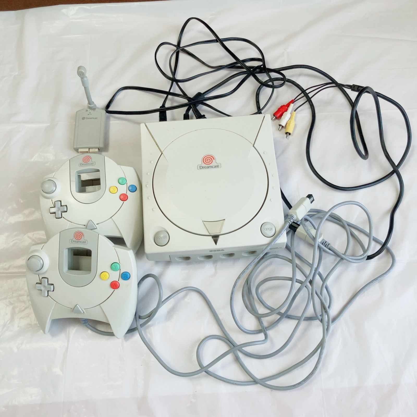 A935　セガ ドリームキャスト　本体　マイクデバイス　ソフト1枚　コントローラー2つ　接続ケーブル 10,649円
