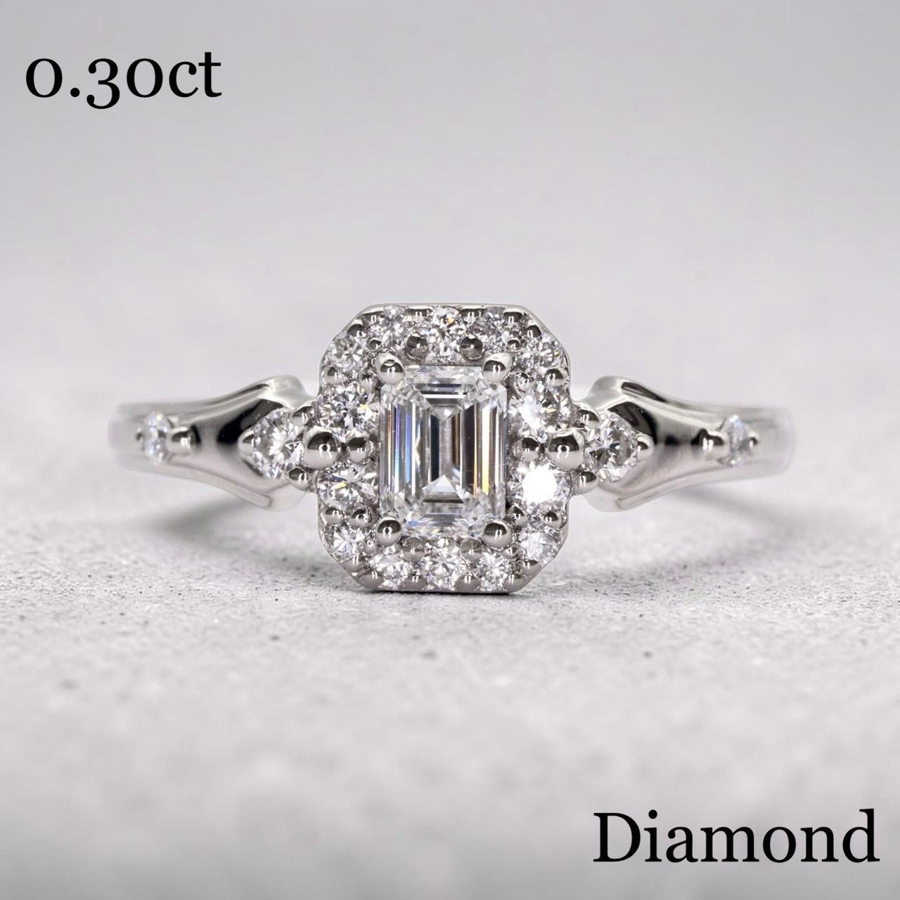 PT900エメラルドカットダイヤモンドリング0.3ct