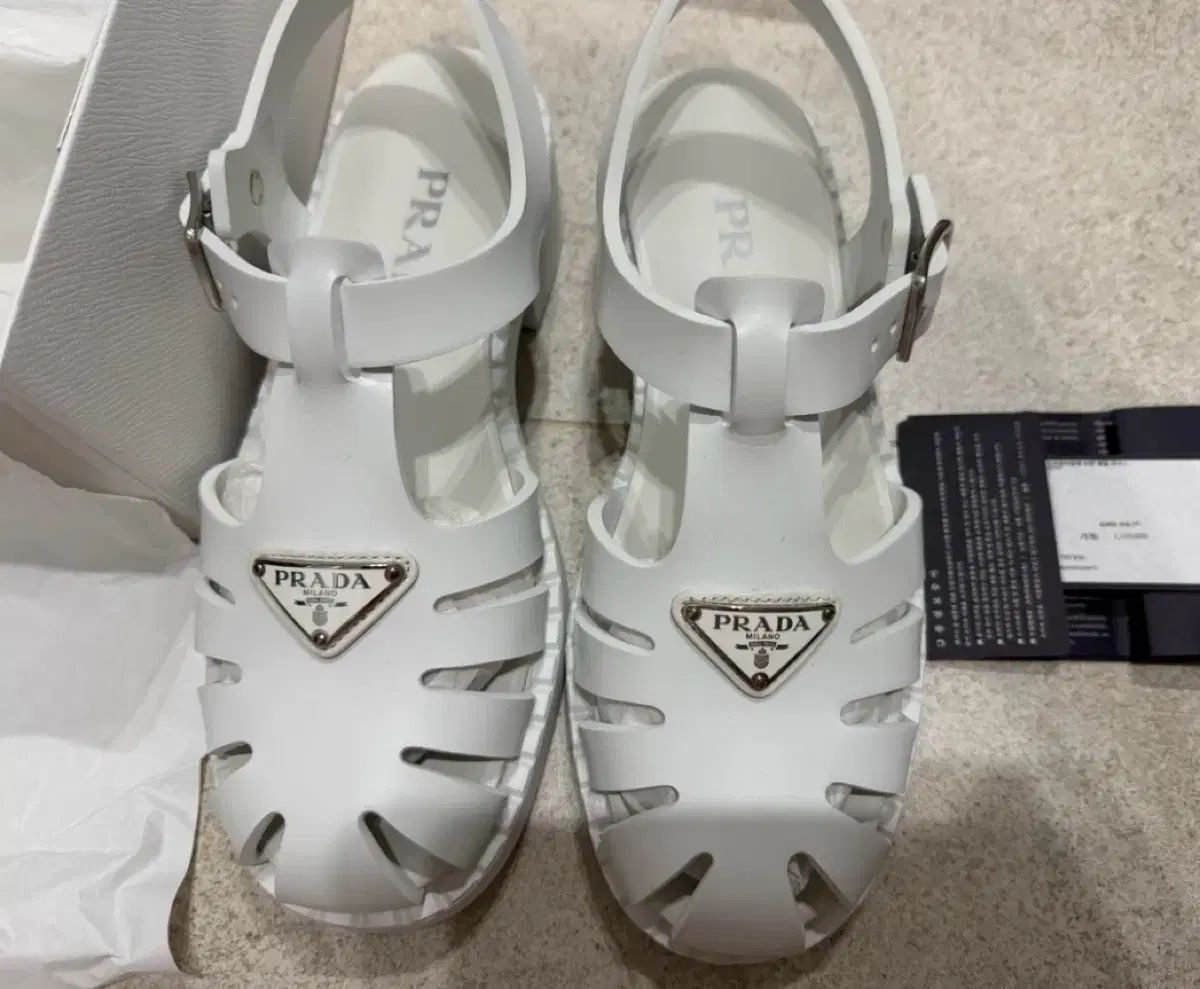 (正規品) PRADA サンダル (38)