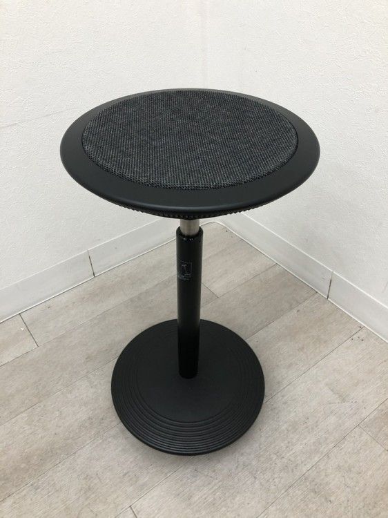 【中古品】ウィルクハーン 20レンジスティッツシリーズ ハーフシーティングチェア 201/3 ブラック