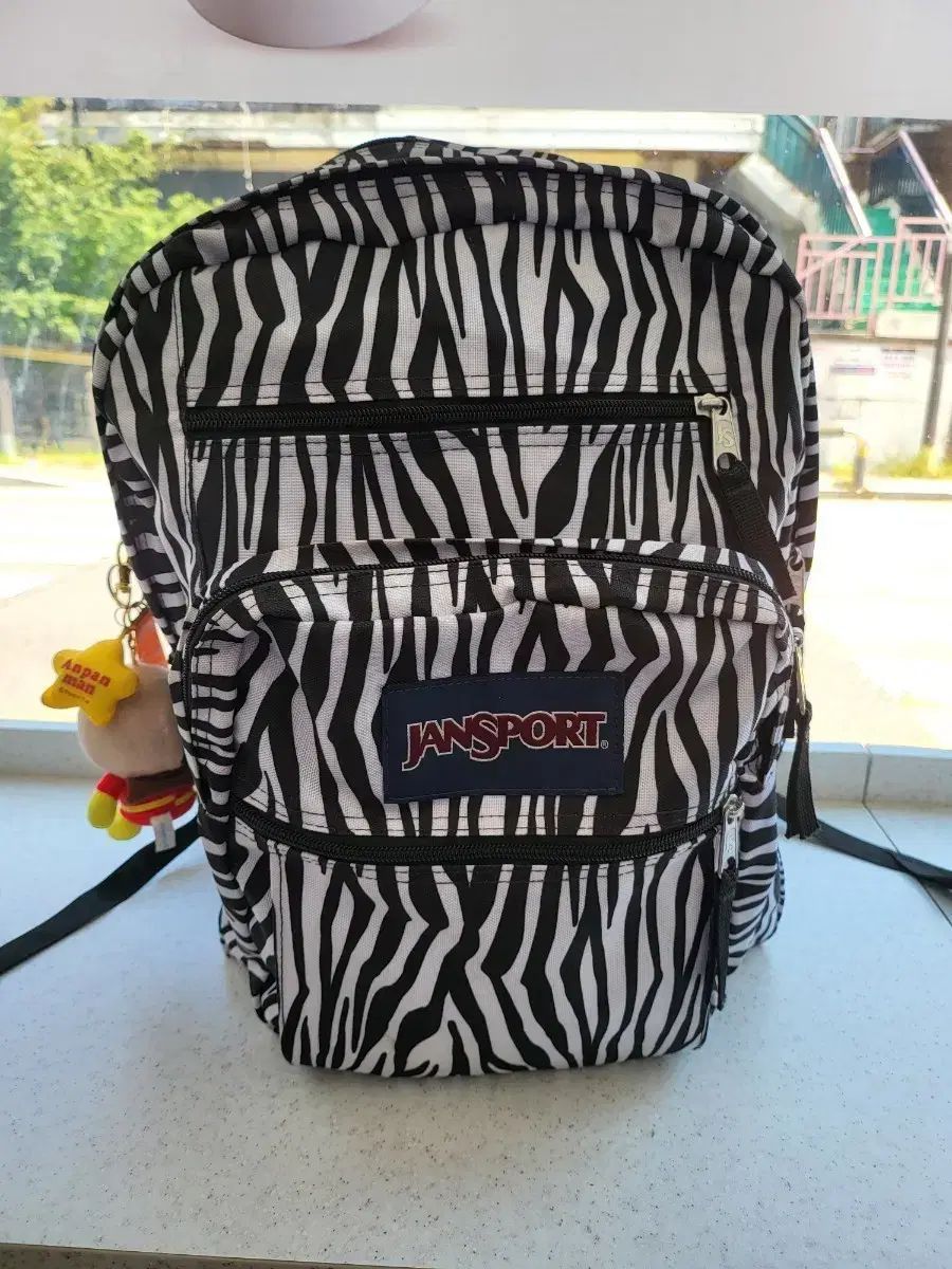 JANSPORT ジャンスポーツ バックパック ゼブラ (ZEBRA) 柄