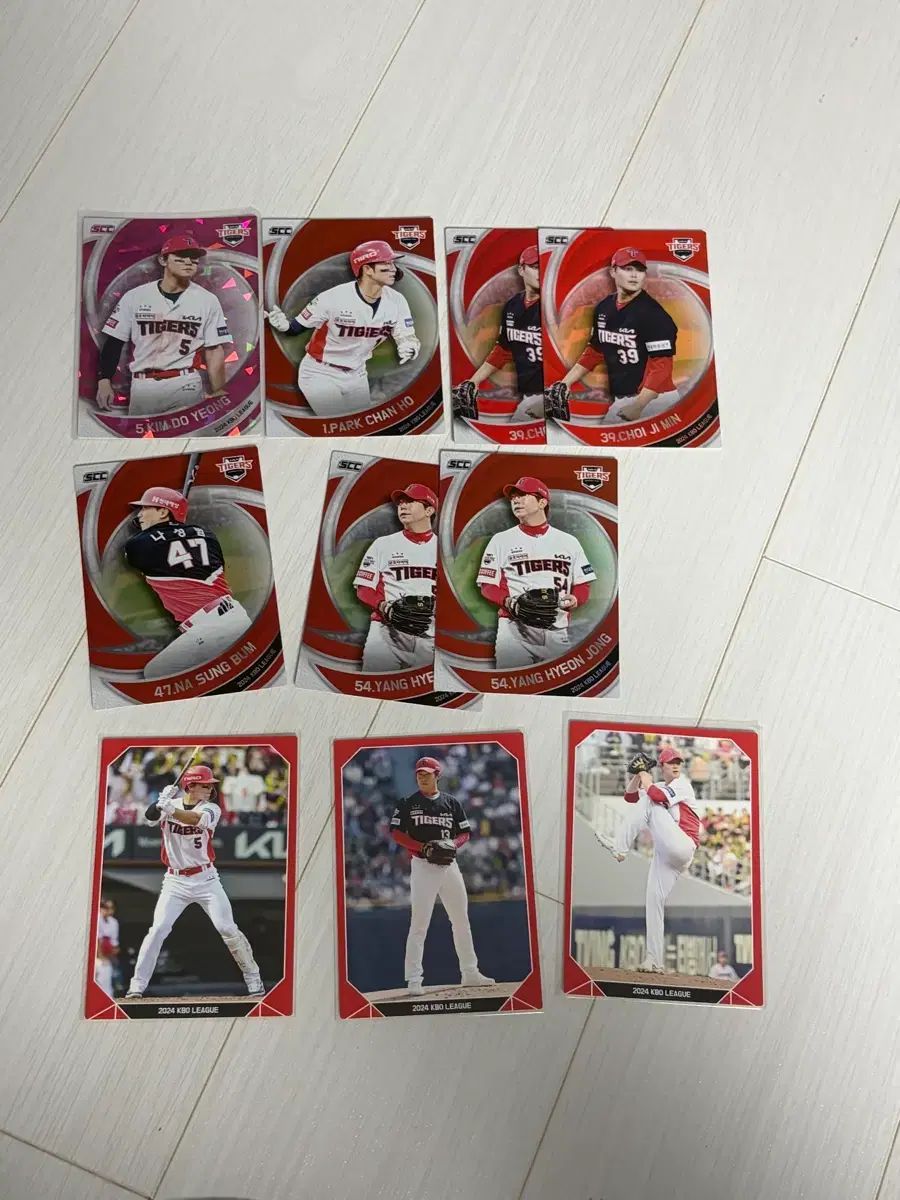 2024 KBO カード KIA タイガース 出品 ピンクパラレル キム・ドヨン(DOYOUNG)