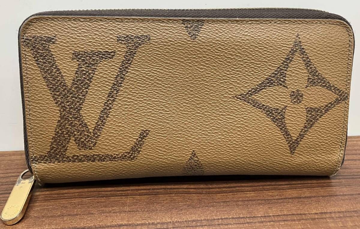 LOUIS VUITTON／ モノグラム ジャイアント M69353 ジッピーウォレット　LU0281 財布 ルイヴィトン ラウンドファスナー