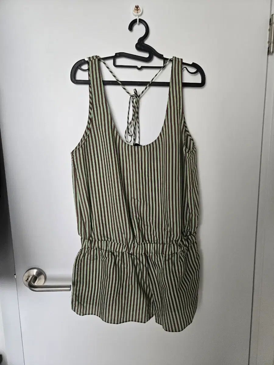 ザラM オールインワン 新品